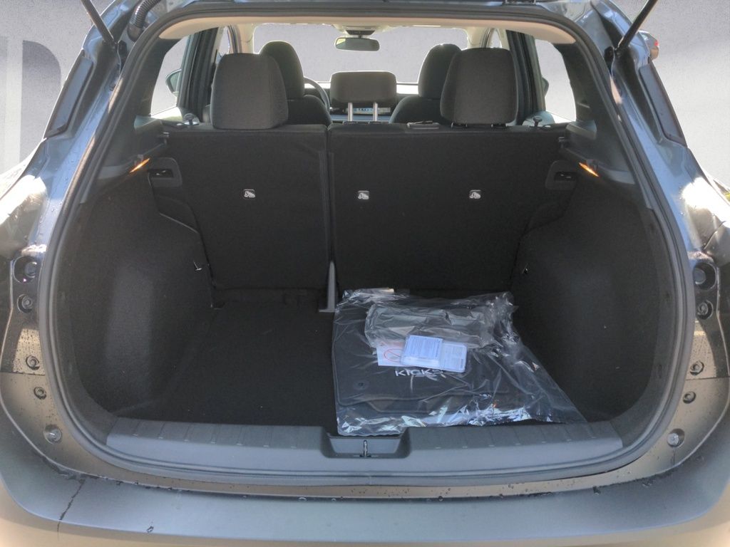 2025 Nissan Kicks S FWD - Demo Special