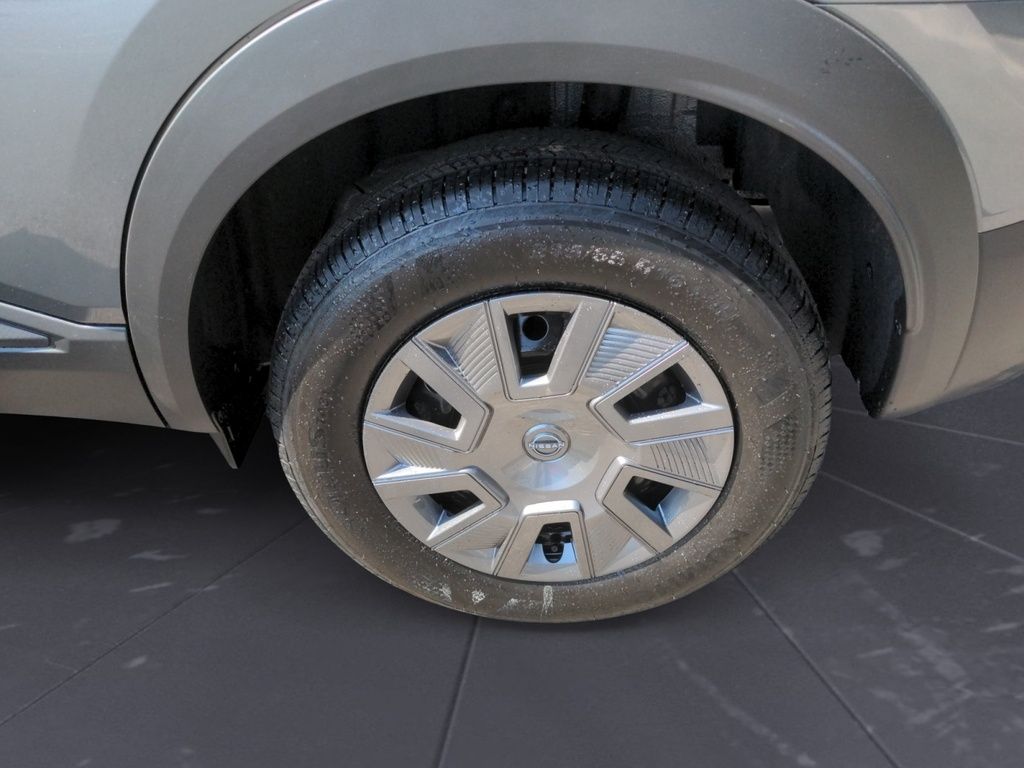 2025 Nissan Kicks S FWD - Demo Special