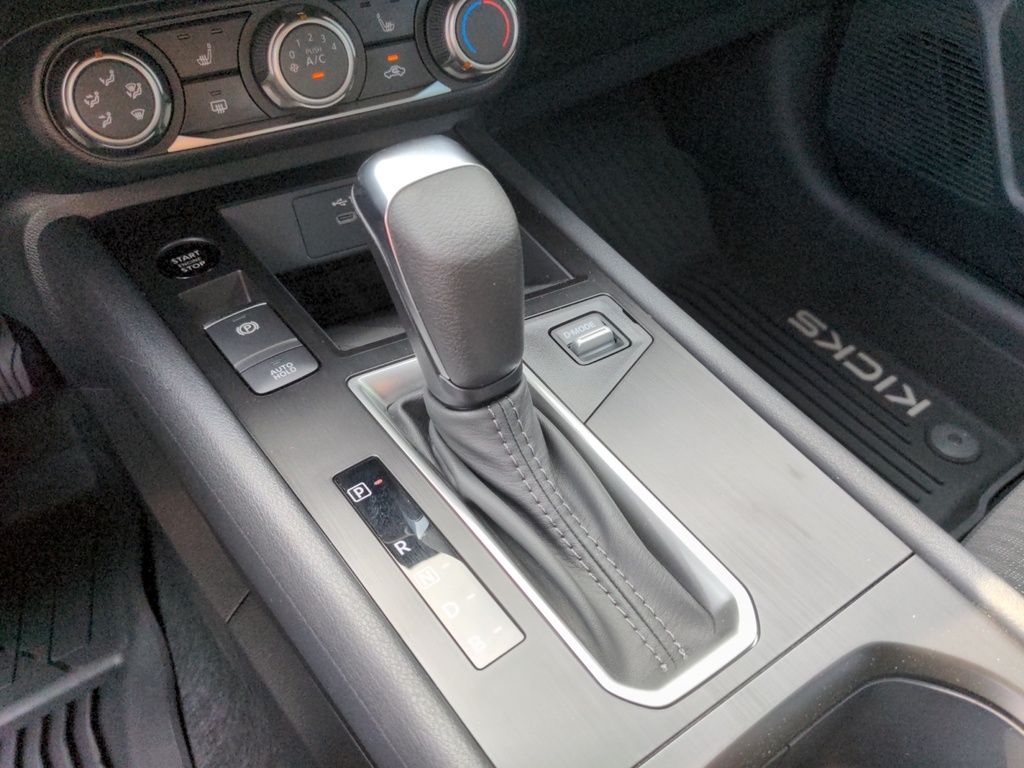 2025 Nissan Kicks S FWD - Demo Special