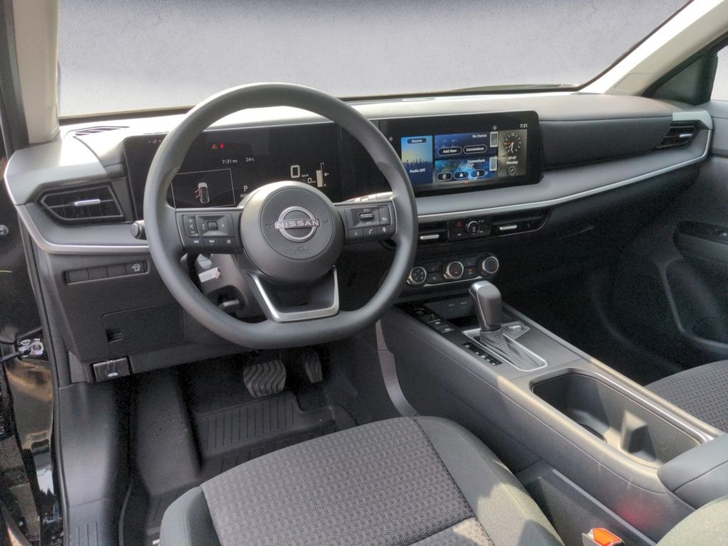 2025 Nissan Kicks S FWD - Demo Special