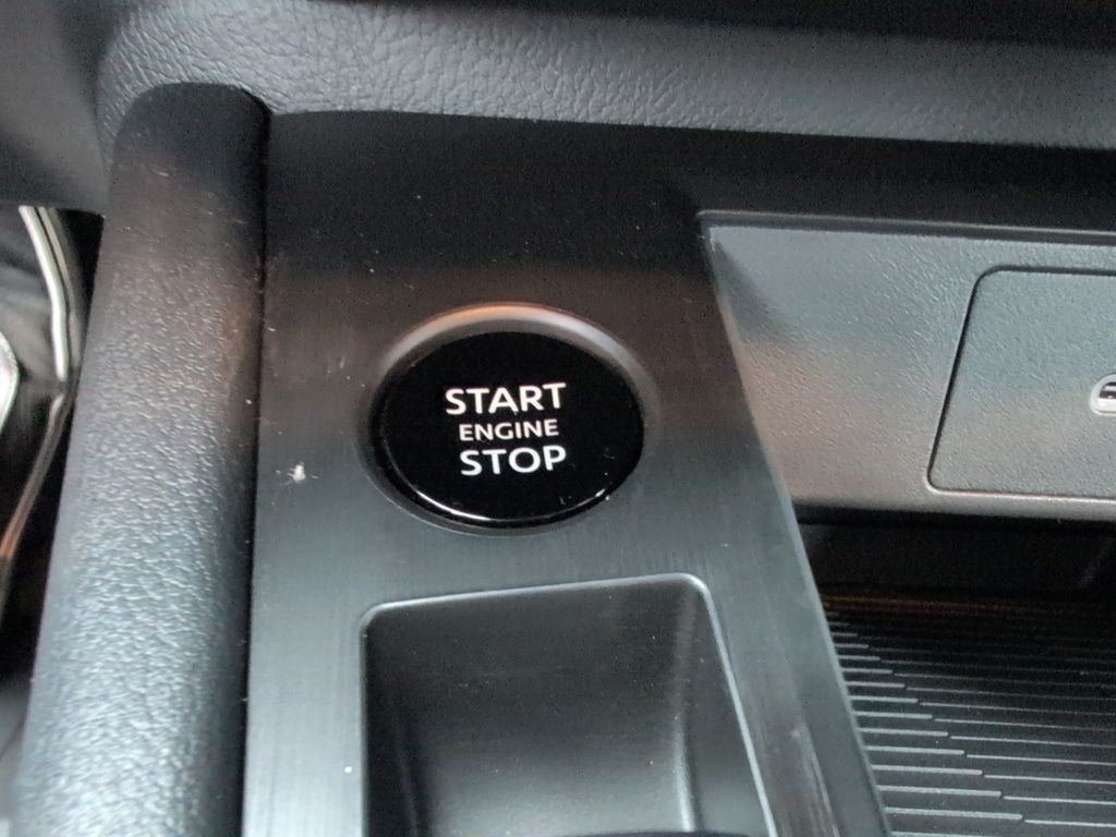 2026 Nissan Kicks S!! Demo Special !