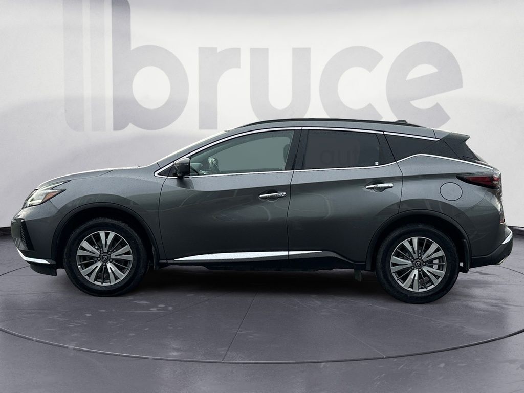 Nissan Murano LOW KMS!! 2023