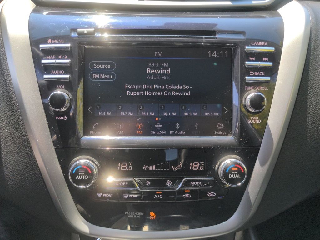 2023 Nissan Murano LOW KMS!!