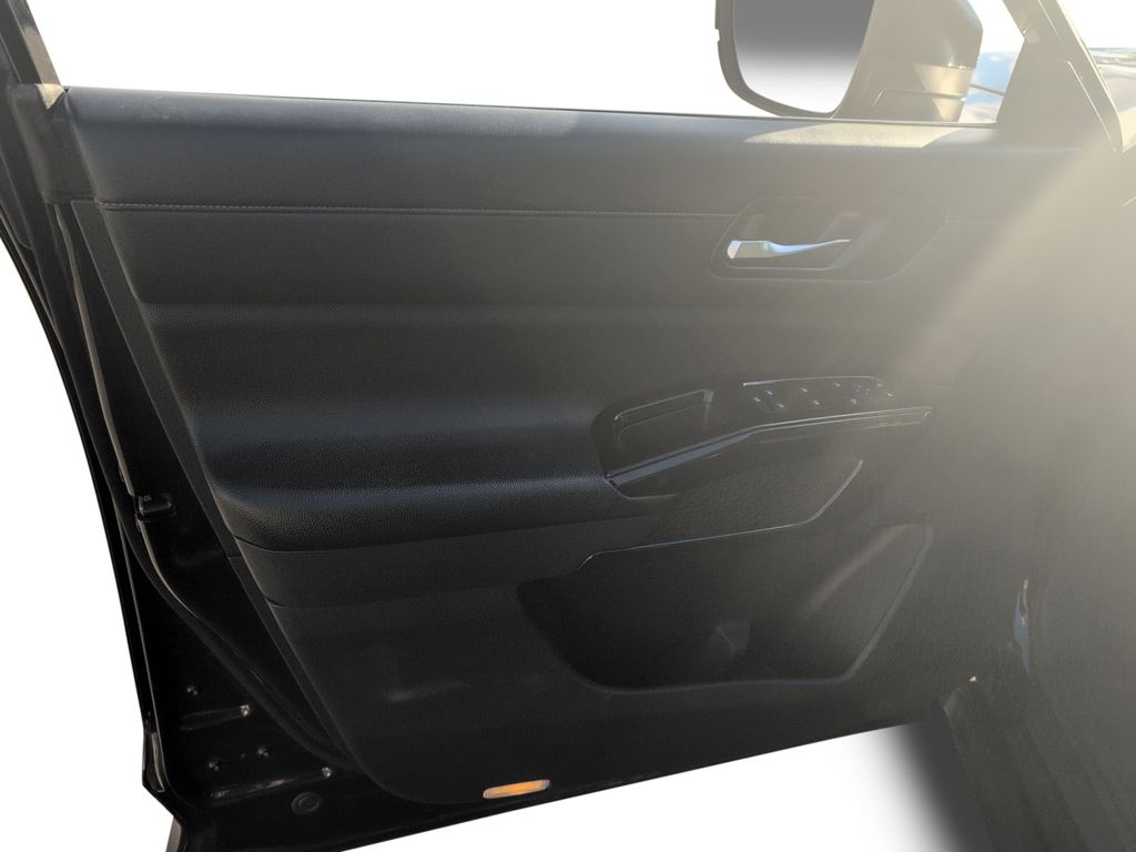 2022 Nissan Pathfinder S AWD - 8 Passenger, Heated Seats, Hitch