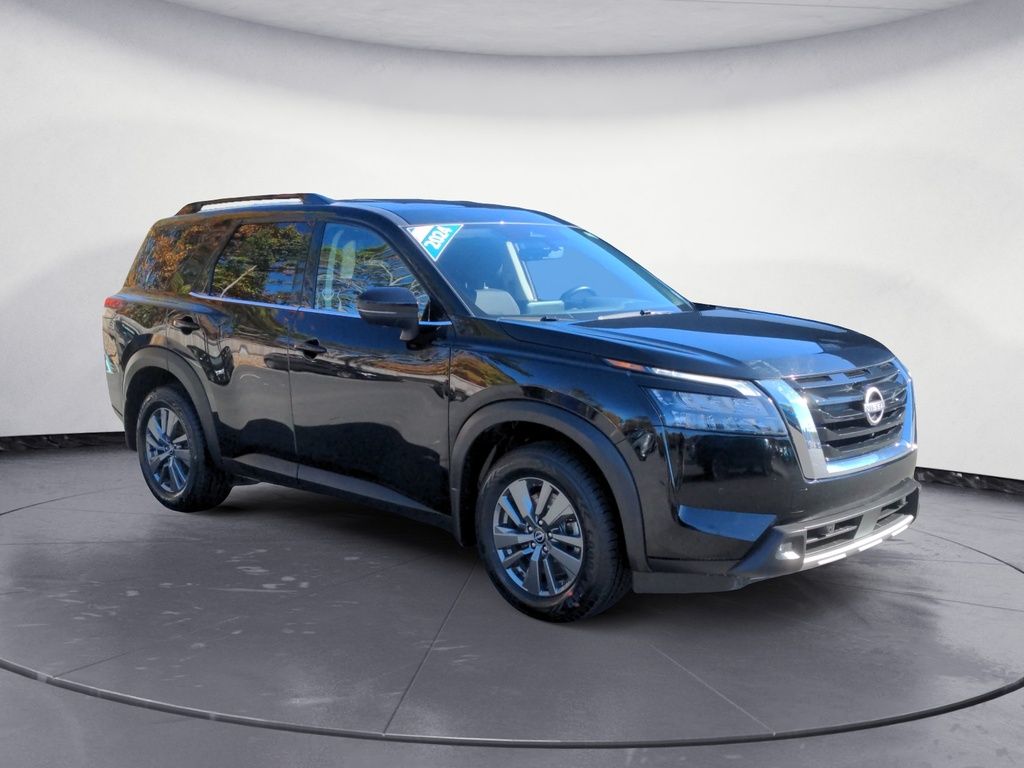 Nissan Pathfinder SV AWD!! 8 Seater!! Heated Seats! 2024