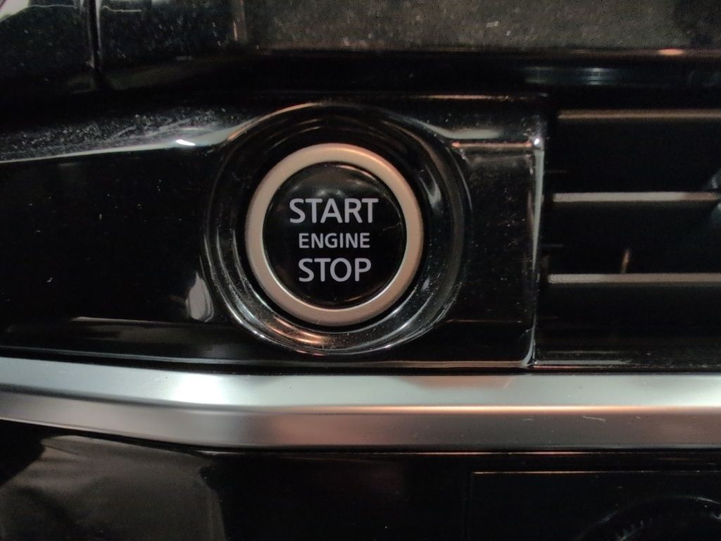 2024 Nissan Pathfinder SV AWD 8 Passenger!