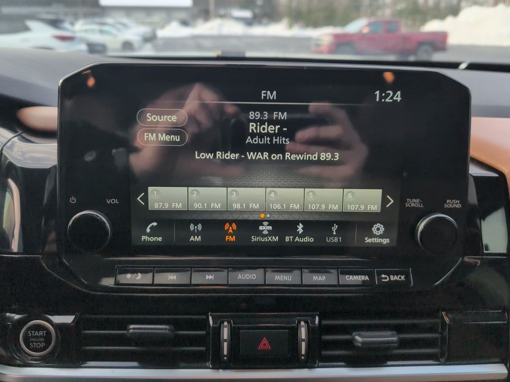 2024 Nissan Pathfinder PLATINUM AWD! Brown Leather Interior !