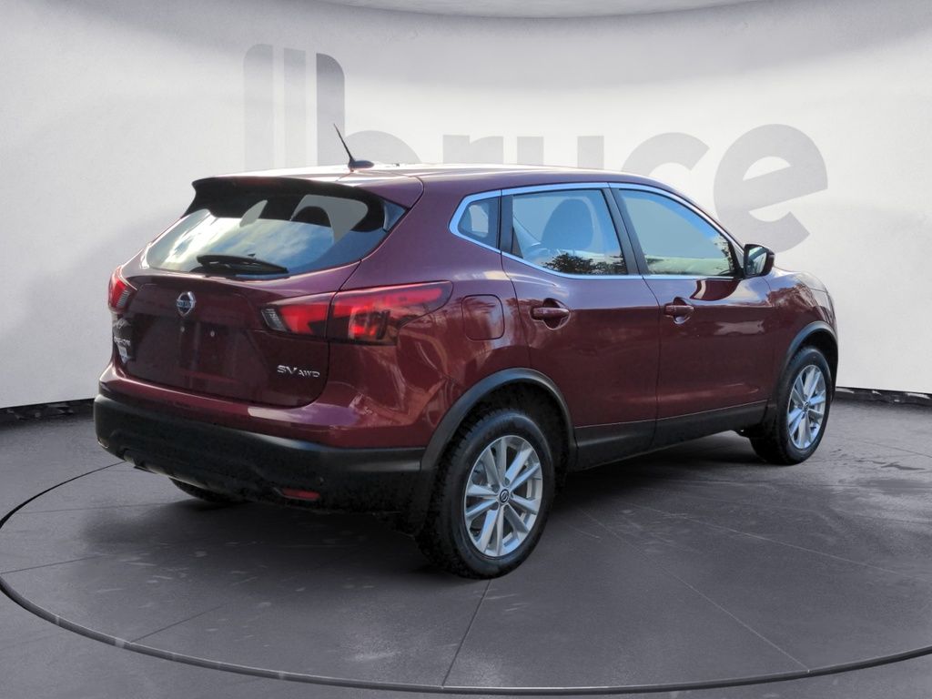 Nissan Qashqai AWD LOW KMS! 2019