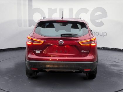 Nissan Qashqai AWD LOW KMS! 2021