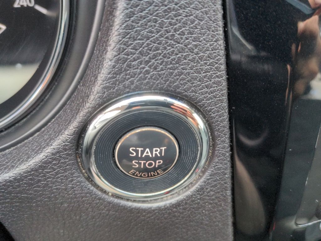 Nissan Rogue SV AWD 2015