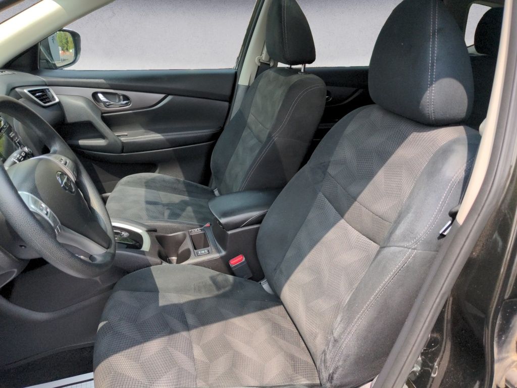 Nissan Rogue SV FWD 2015