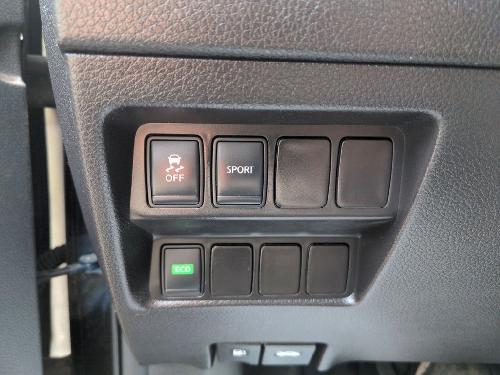 Nissan Rogue SV FWD 2015