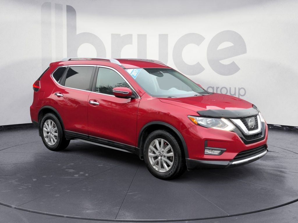 Nissan Rogue SV FWD LOW LOW KMS! 2017