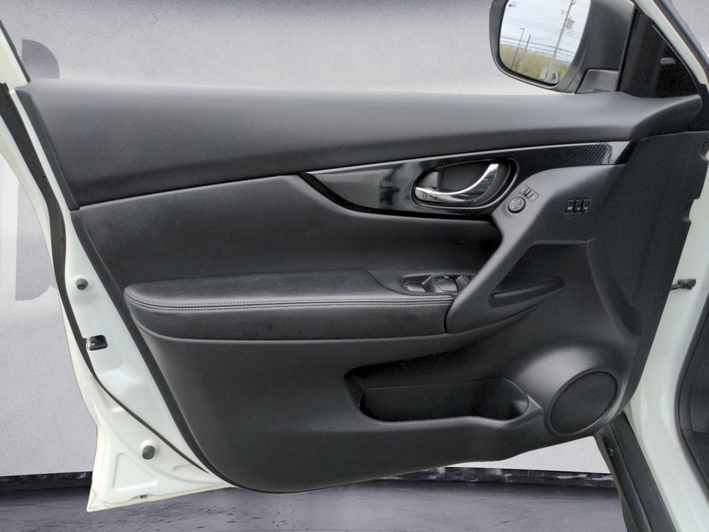 2020 Nissan Rogue SL PLATINUM LOW KMS