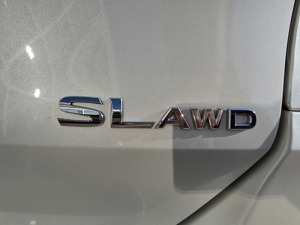 2020 Nissan Rogue SL