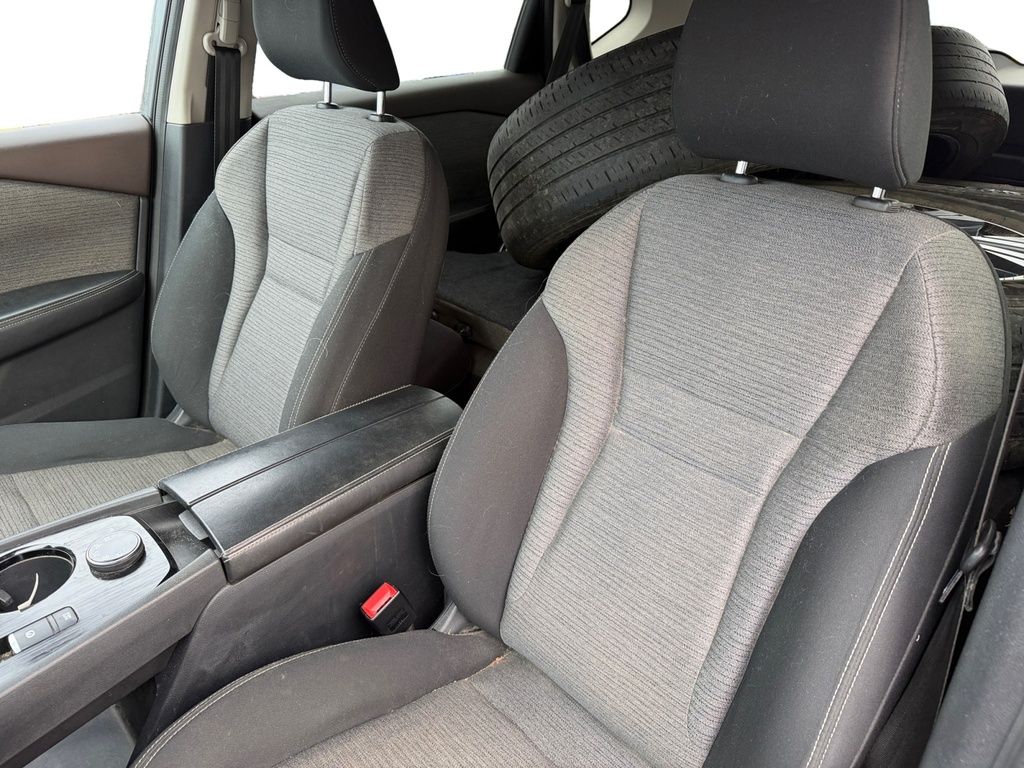 Nissan Rogue SV 2021