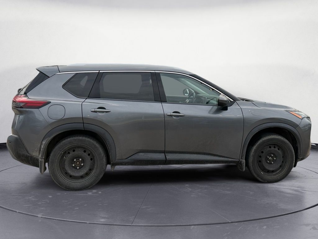 Nissan Rogue SV 2021