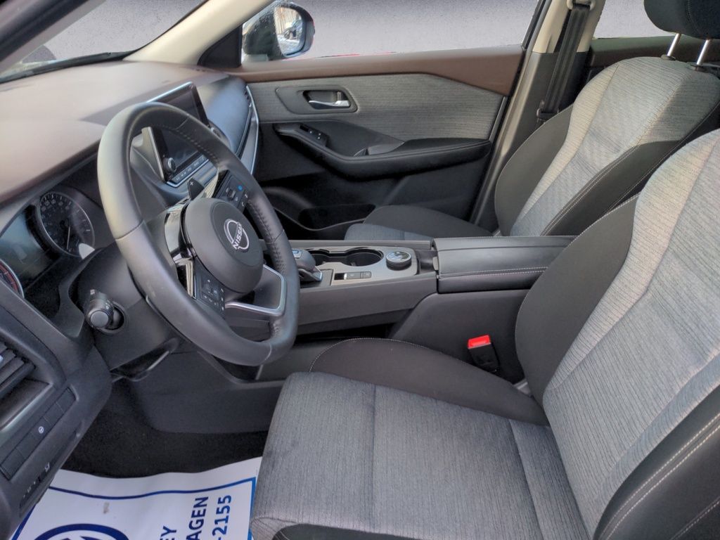 2023 Nissan Rogue SV MOONROOF