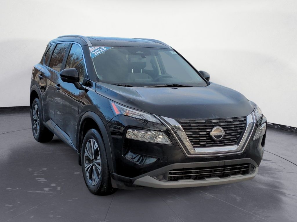 2023 Nissan Rogue SV MOONROOF