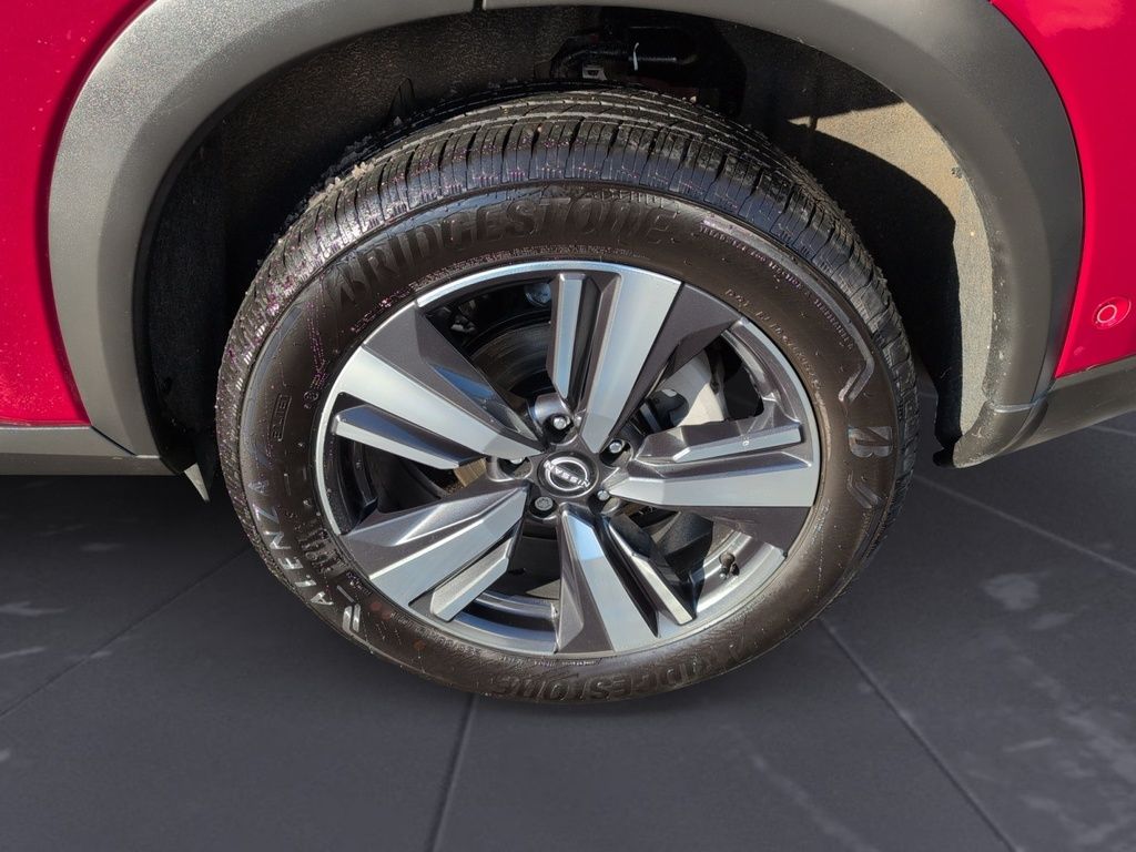 2023 Nissan Rogue SL AWD ! LOW KMS!