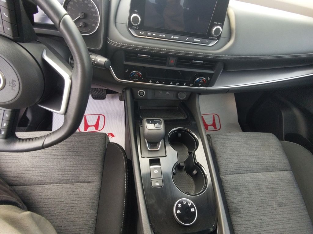 2023 Nissan Rogue SV MOONROOF