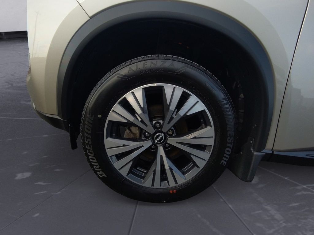 2023 Nissan Rogue SV MOONROOF