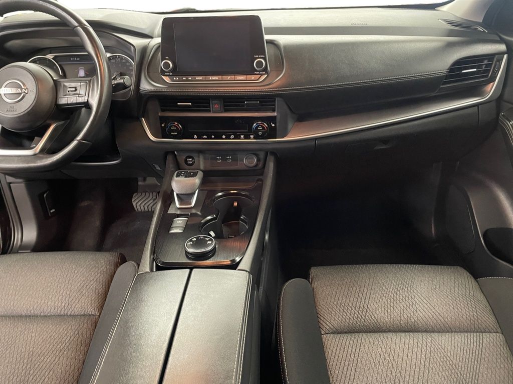 2024 Nissan Rogue SV MOONROOF