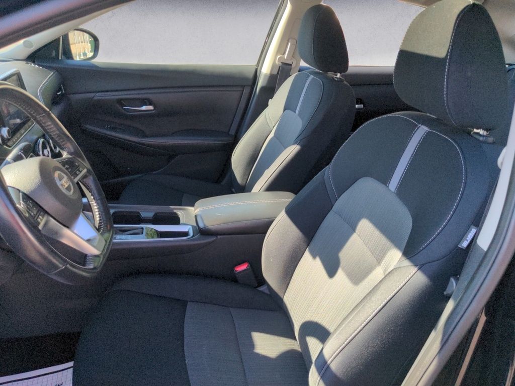 2021 Nissan Sentra SV LOW KMS
