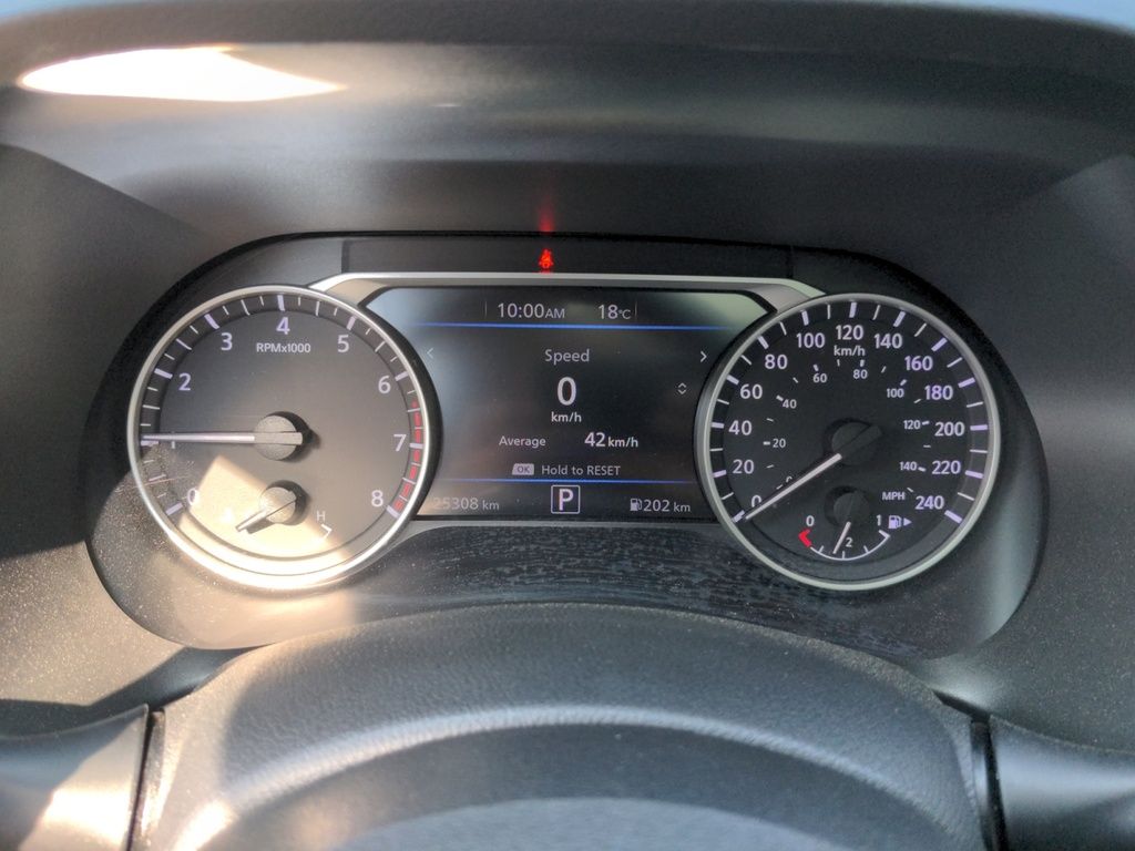 2022 Nissan Sentra SR Premium LOW KMS!! - FRESH TRADE