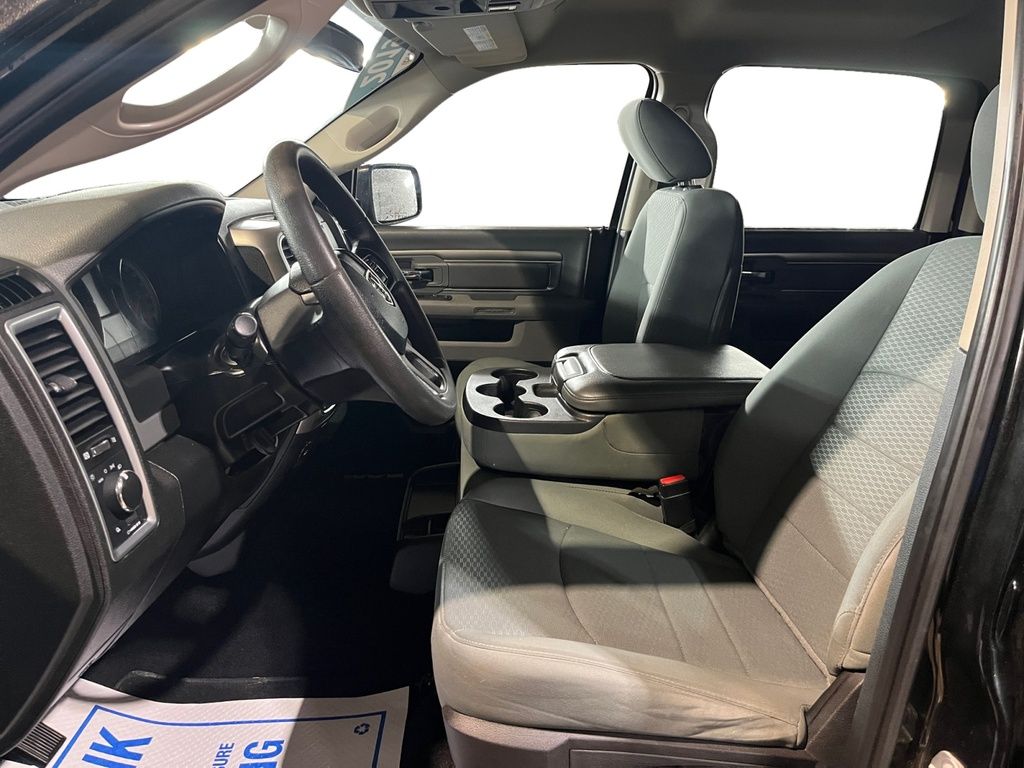 2019 Ram 1500 Classic SLT