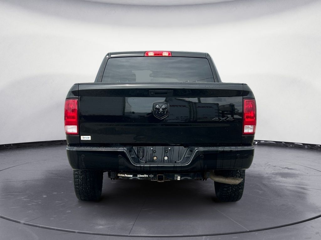 2022 Ram 1500 Classic SLT