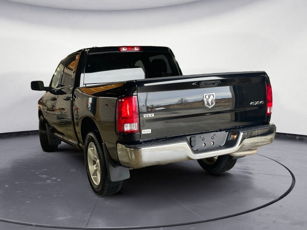 Ram 1500 Classic SLT, HEMI, BACK UP CAMERA, A/C 2022