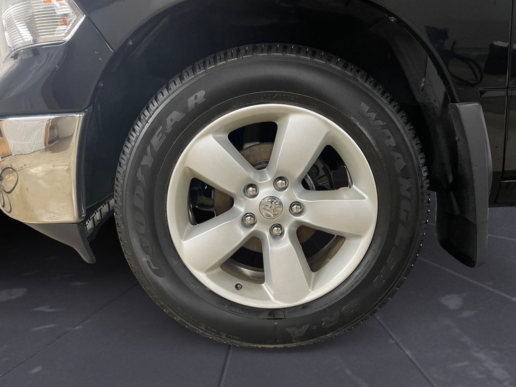 Ram 1500 Classic SLT, HEMI, BACK UP CAMERA, A/C 2022