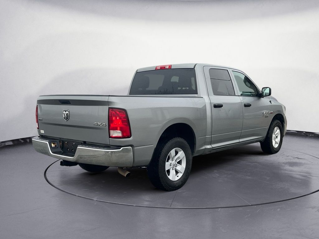 2022 Ram 1500 Classic SLT