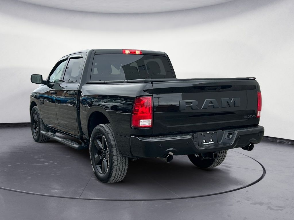 Ram 1500 Classic EXPRESS 2023