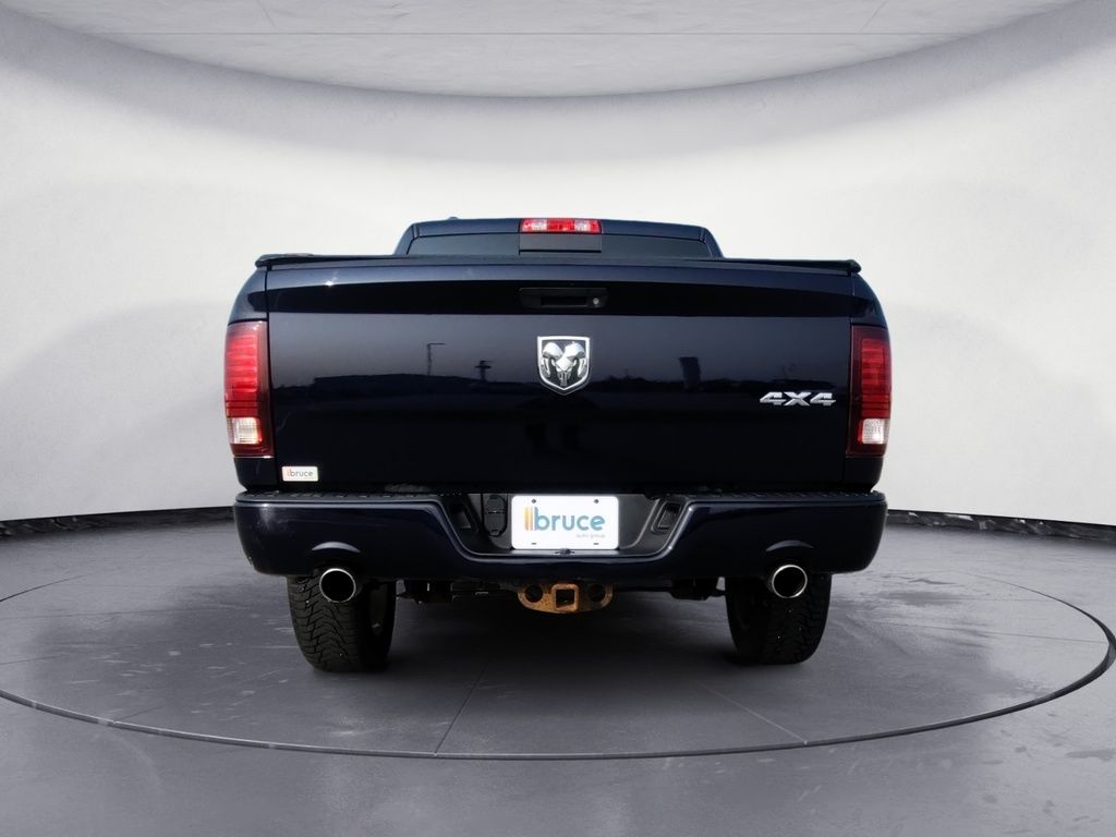 2016 Ram 1500 RAM TRUCK 1500 SPORT