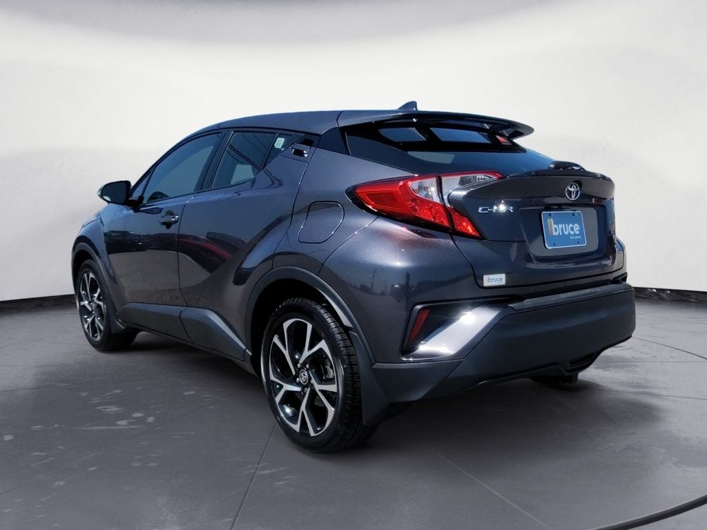 2022 Toyota C-HR XLE PREMIUM