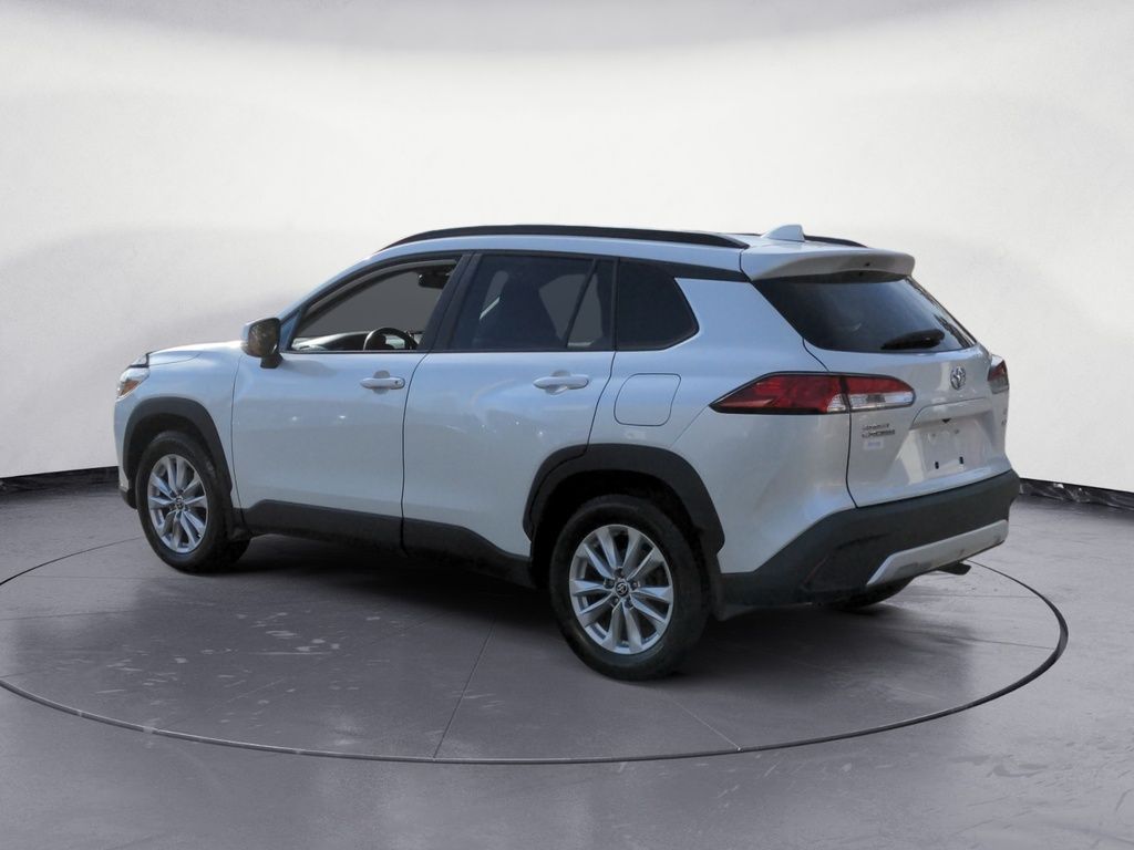 2022 Toyota Corolla Cross LE AWD - Fresh Trade!