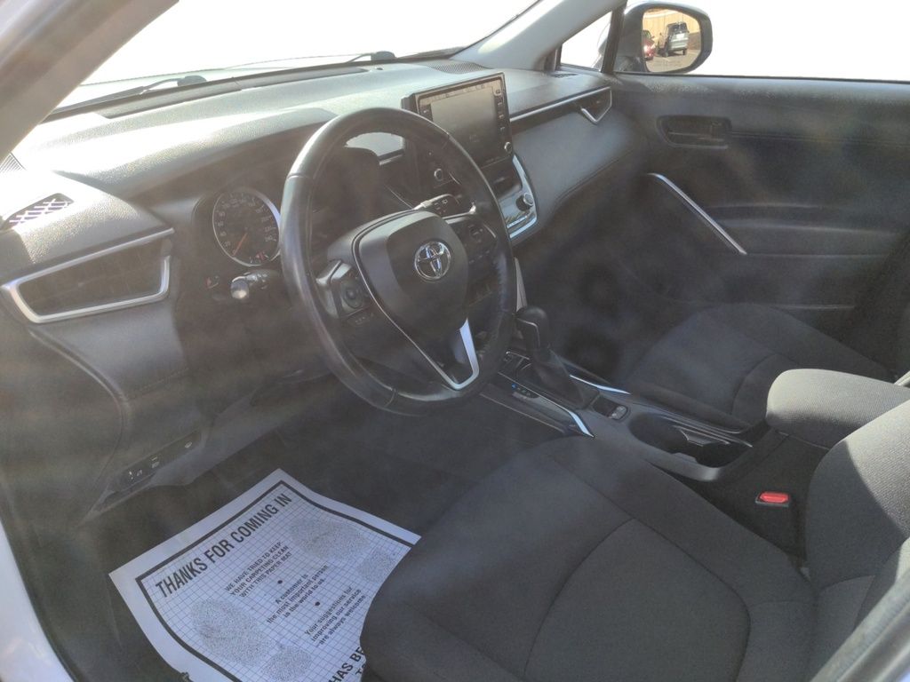 Toyota Corolla Cross LE AWD - Fresh Trade! 2022