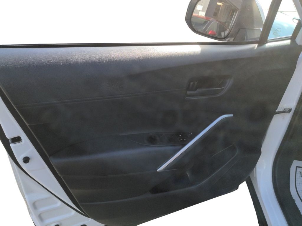 Toyota Corolla Cross LE AWD - Fresh Trade! 2022