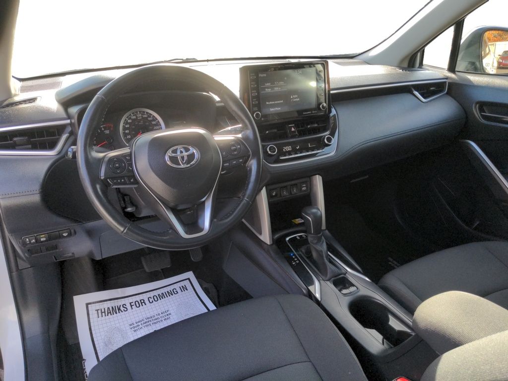 Toyota Corolla Cross LE AWD - Fresh Trade! 2022