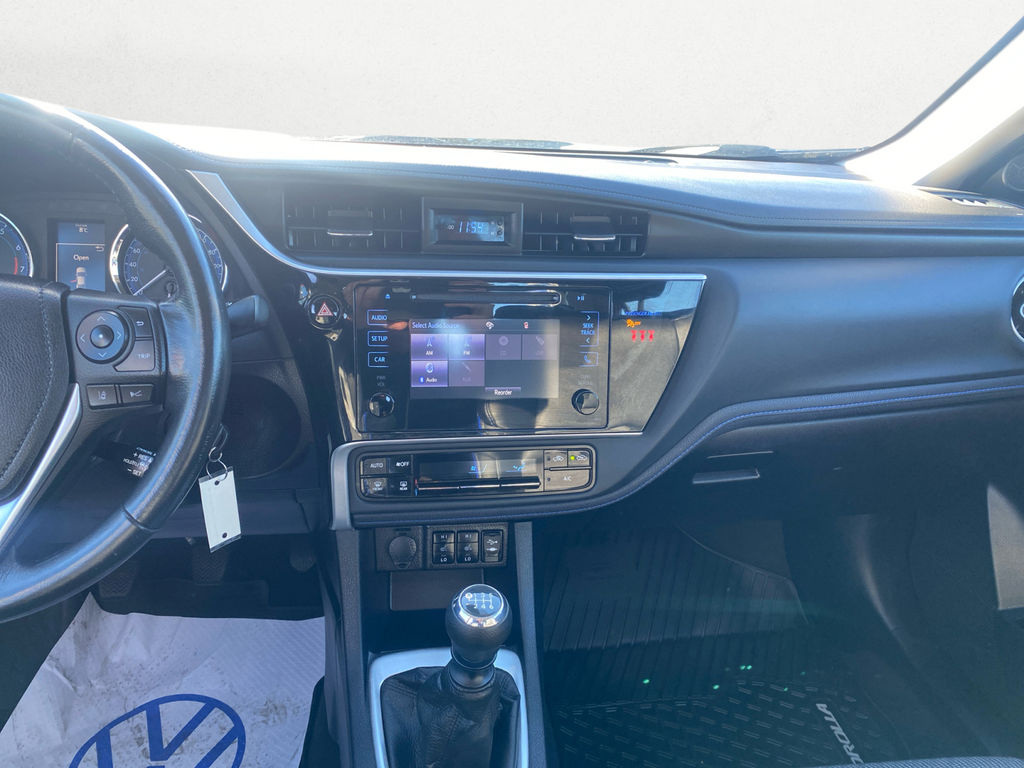 Toyota Corolla SE 2018