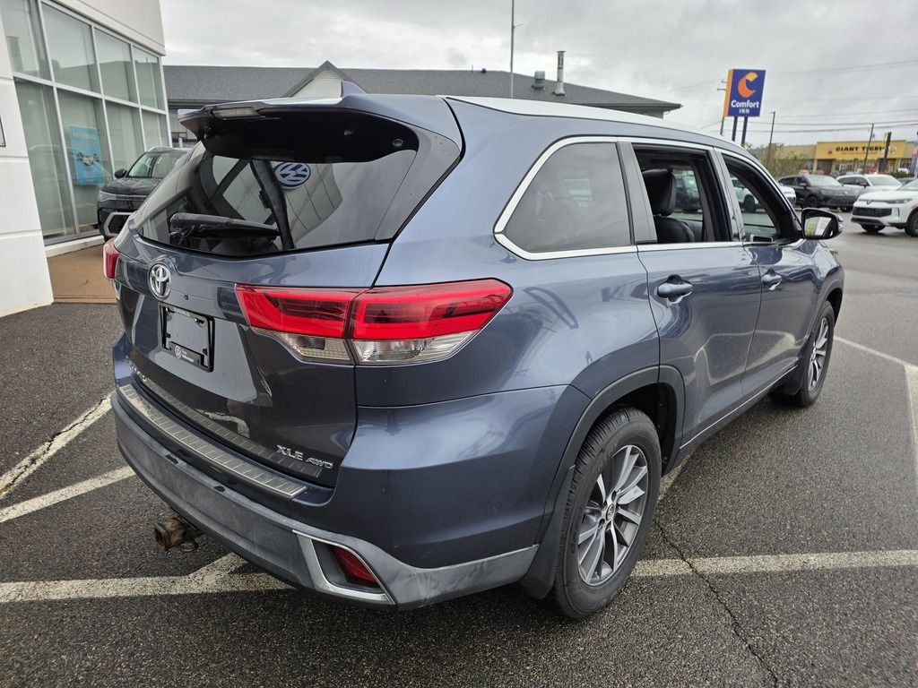 Toyota Highlander XLE 2018