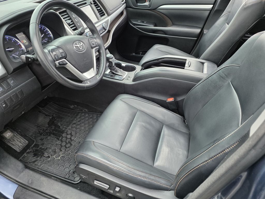 Toyota Highlander XLE 2018