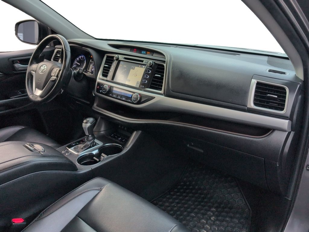 2019 Toyota Highlander XLE - Fresh Trade