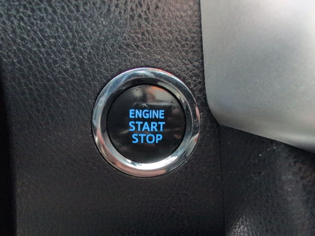 2019 Toyota Highlander XLE - Fresh Trade