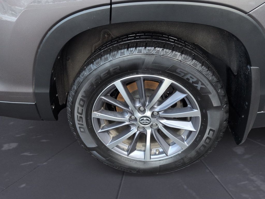 2019 Toyota Highlander XLE - Fresh Trade