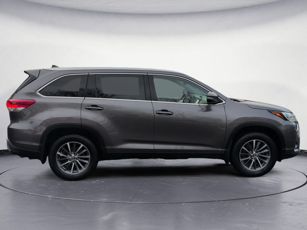2019 Toyota Highlander XLE - Fresh Trade