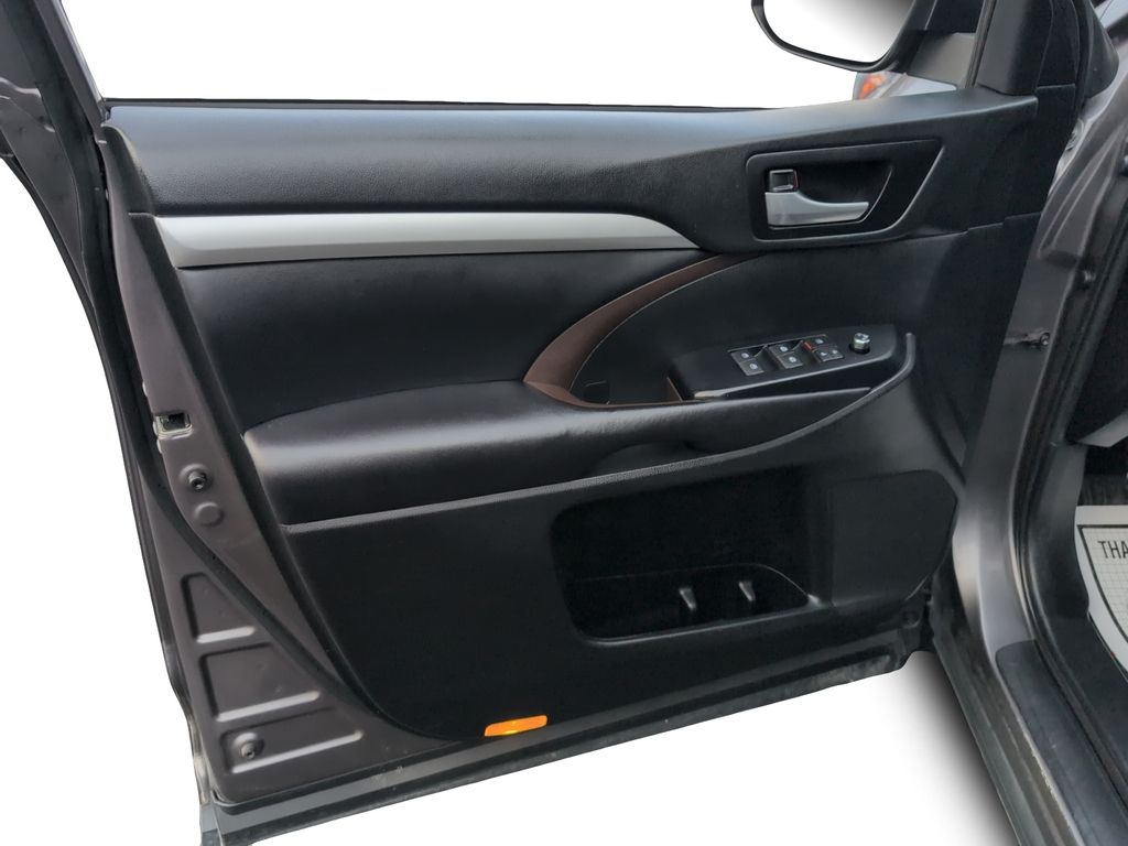 2019 Toyota Highlander XLE - Fresh Trade