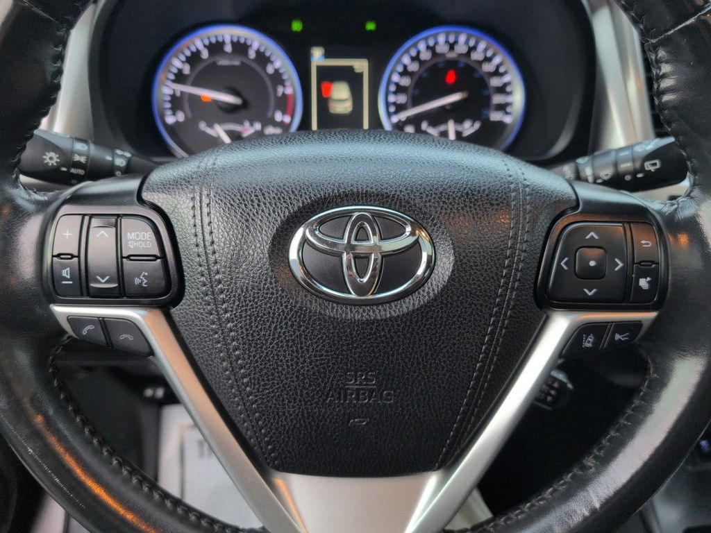 2019 Toyota Highlander XLE - Fresh Trade